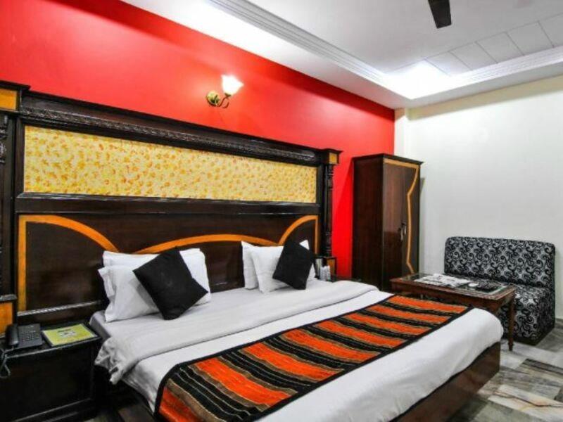 Super Hotel O Paharganj Near Railway Station Nuova Delhi Esterno foto