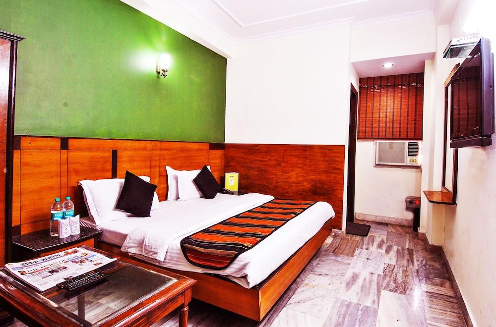 Super Hotel O Paharganj Near Railway Station Nuova Delhi Esterno foto