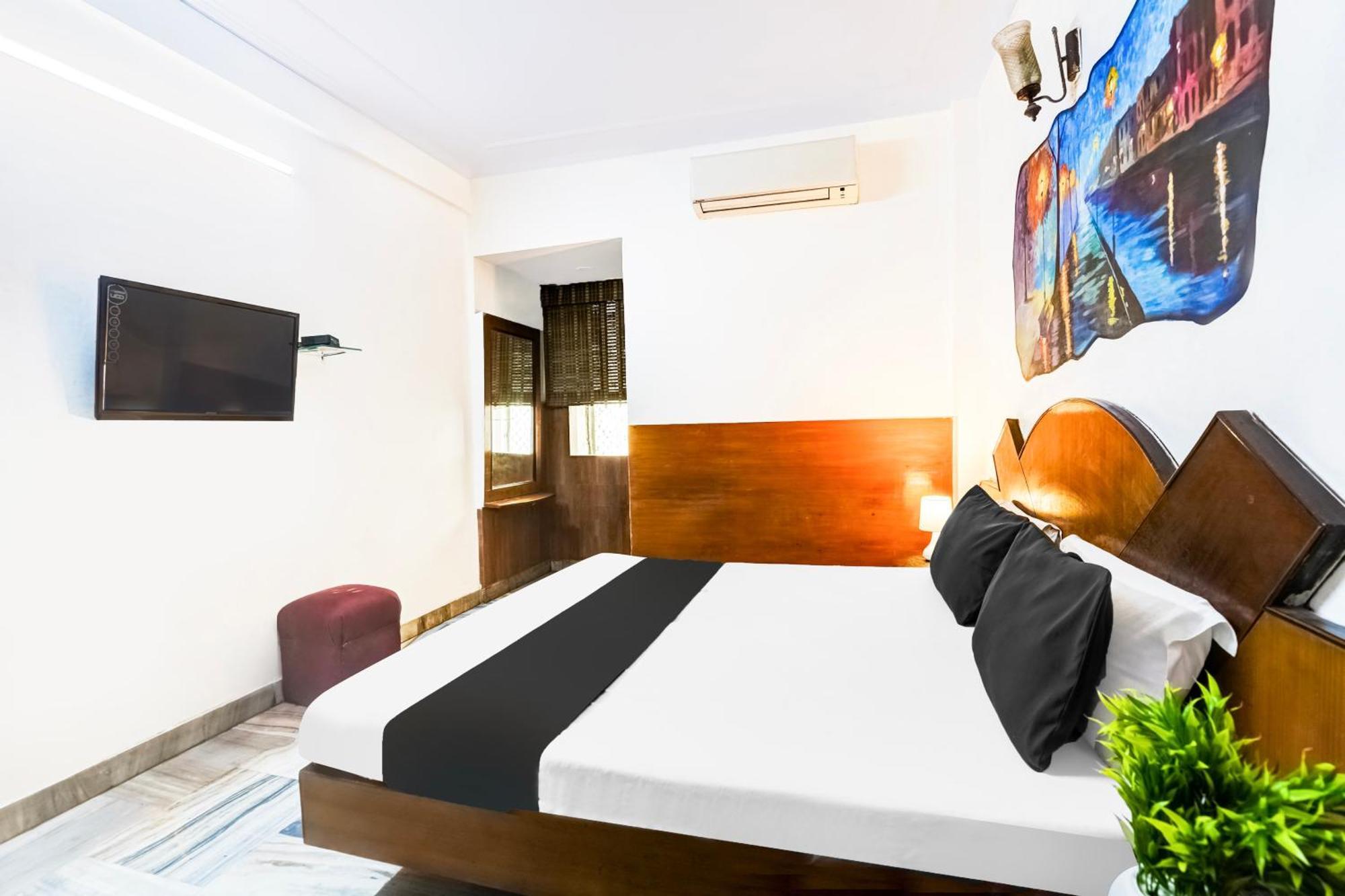 Super Hotel O Paharganj Near Railway Station Nuova Delhi Esterno foto